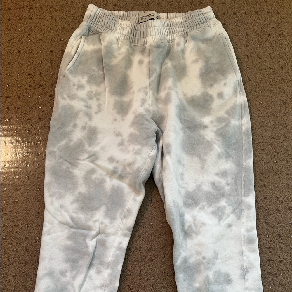 Abercombie & Fitch jogger sweatpants